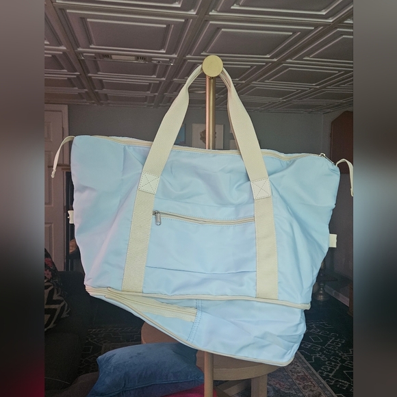IMIOMO Travel 2 Piece Duffel Weekend Large Overnight Tote Bag.Blue/cream. NWOT - Picture 9 of 16